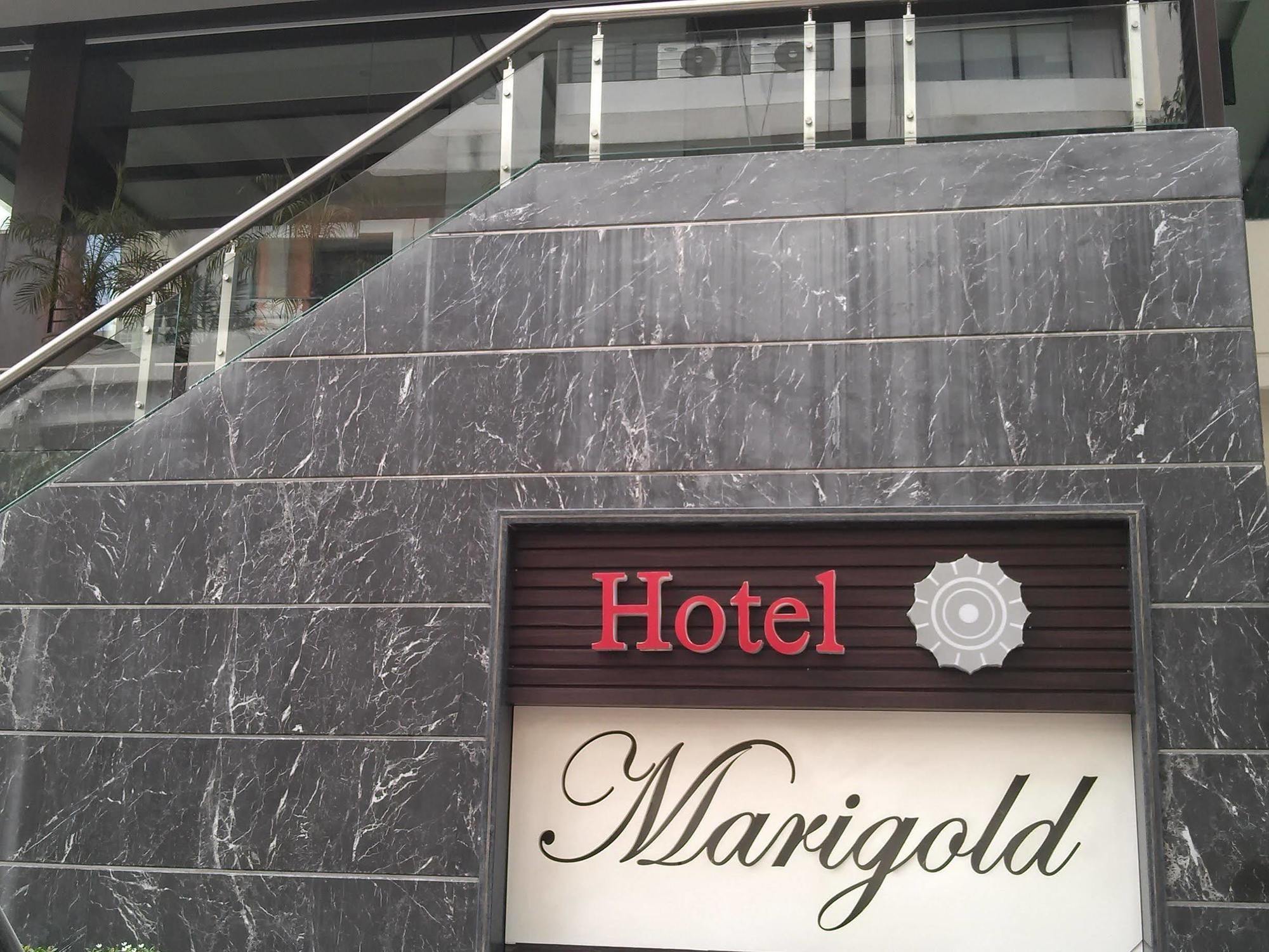Hotel Marigold Vadodara Exterior photo